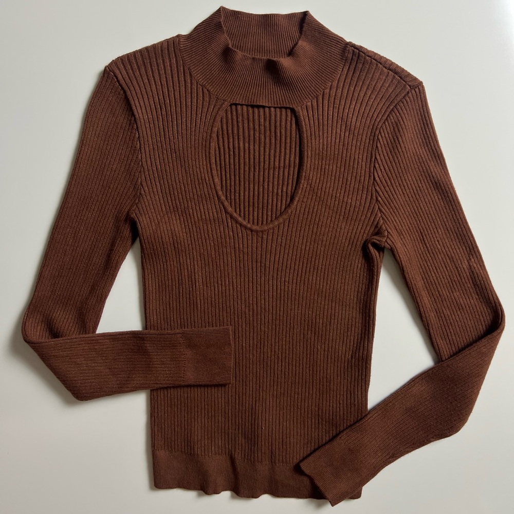 Abercrombie & Fitch Brown Ribbed Cutout Top - Picture 2 of 4
